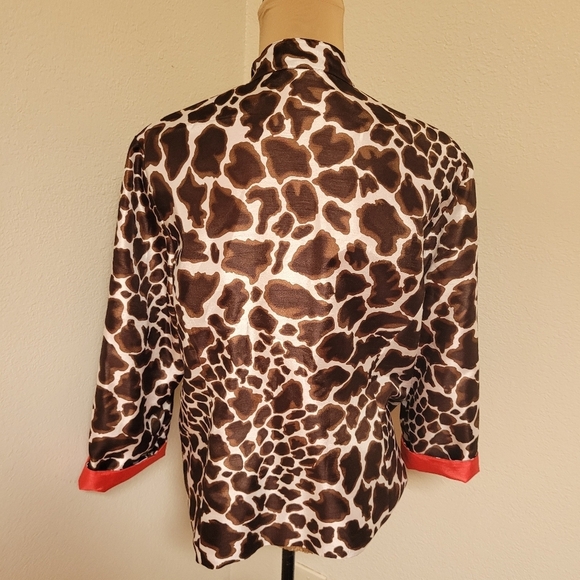 Chico's Giraffe Print Jacket With Orange Lining - Picture 6 of 6
